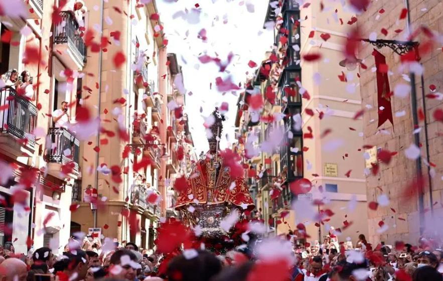 Espacioso Apartamento En El Centro De Pamplona Kültér fotó